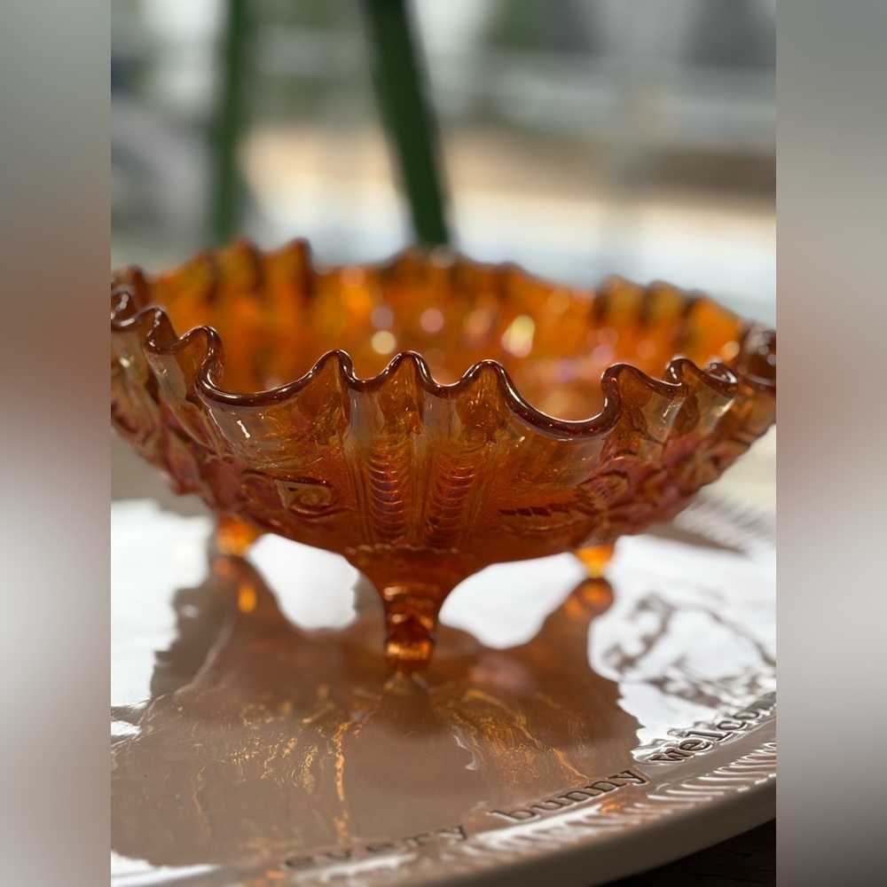 Vintage Carnival Ruffled Glass Footed Dish. Open Rose | Marigold Pattern | 8”